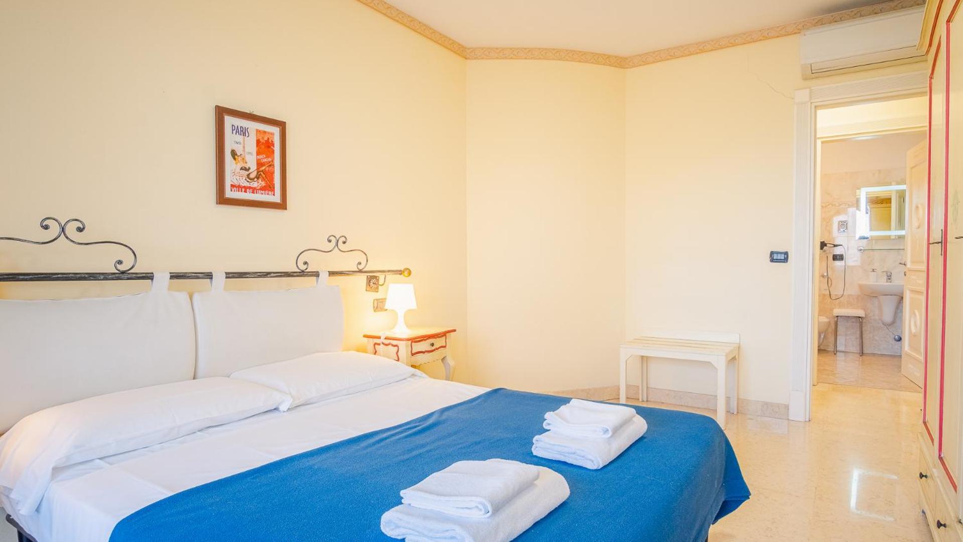Relais Du Lac Village - Italian Homing Desenzano del Garda Exteriör bild