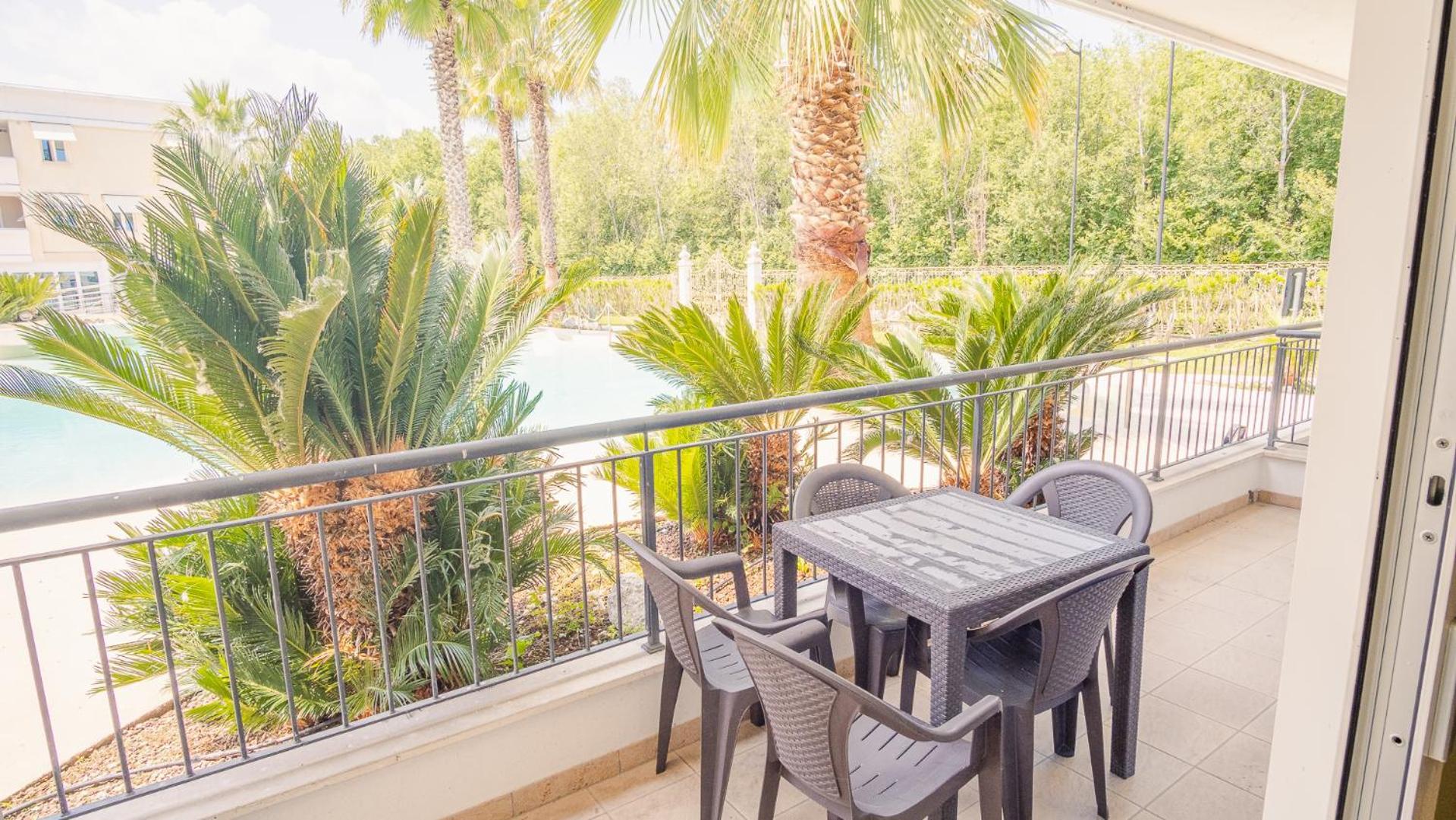 Relais Du Lac Village - Italian Homing Desenzano del Garda Exteriör bild